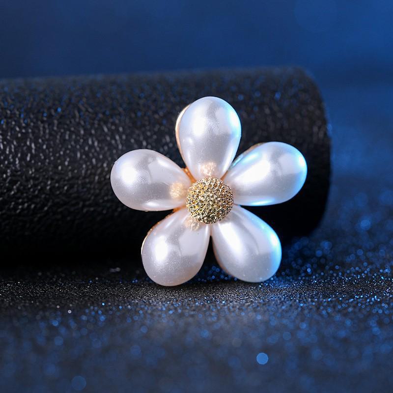 High-End Pearl & Rhinestone Butterfly Brooch for Women's Fashion Suits and Scarves