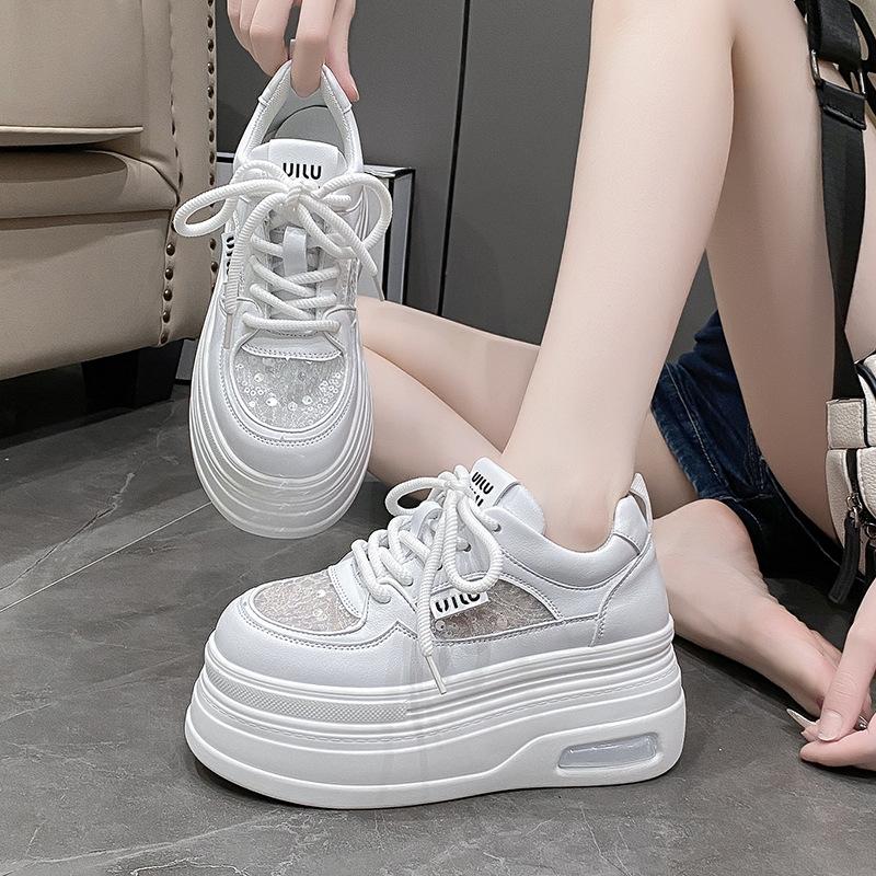 Niche Retro Platform German Training Shoes Popular Dad Shoes Women's 2025 Summer Little White Shoes Heightening Muffin Sports Board Shoes