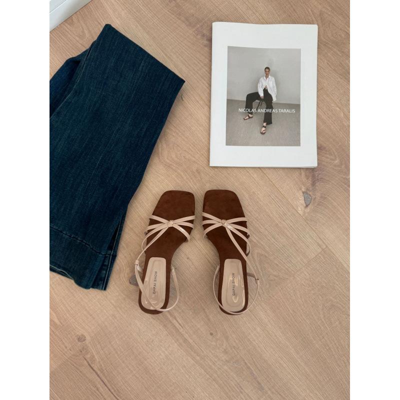 

Fairy wind gentle weaving temperament square head open-toed sandals female French design thick heel cool slippers 39 телесный