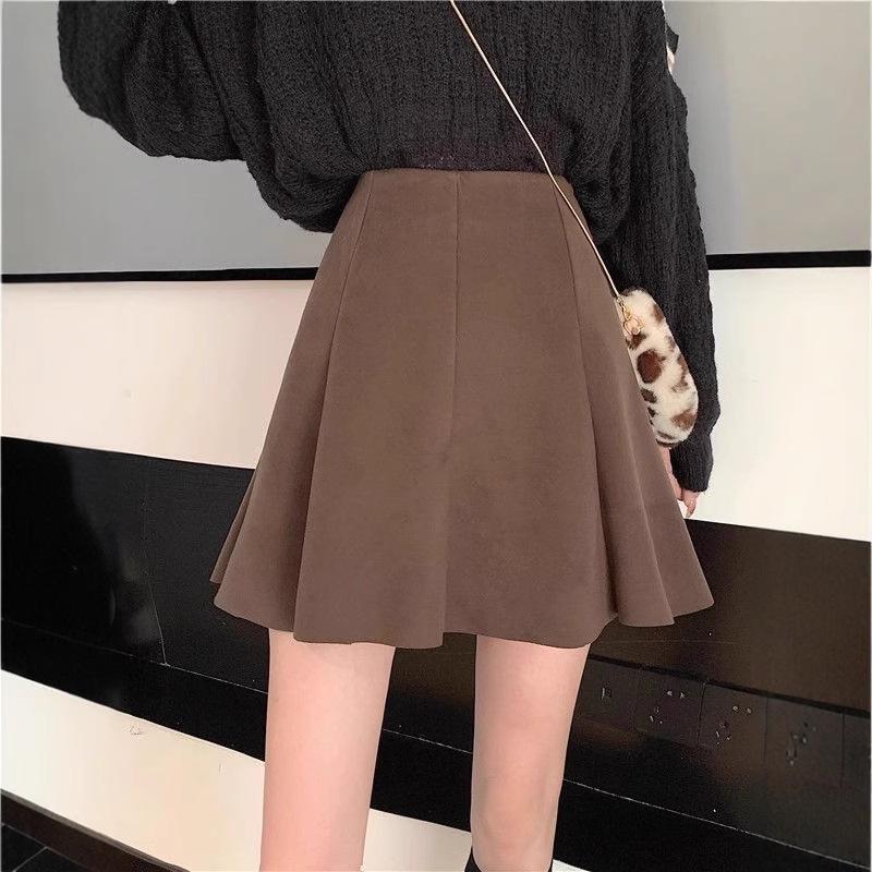 

Autumn/Winter 2024 High-Waisted Wool Blend A-Line Mini Skirt: Loose Fit, Slimming, Hip-Covering Umbrella Skirt for Women 2XL (131-147 lbs)