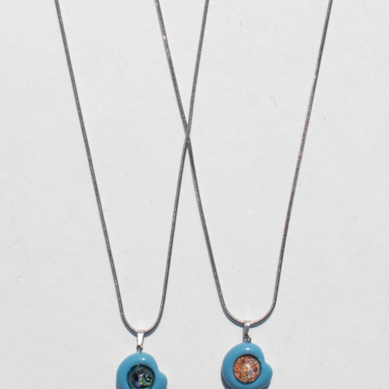 Luvinball Pebble Snowball Necklace