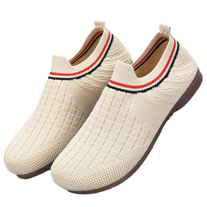 Old Beijing cloth shoes women's summer breathable fly-woven shoes one pedal shallow mouth single shoes soft sole non-slip middle-aged and elderly