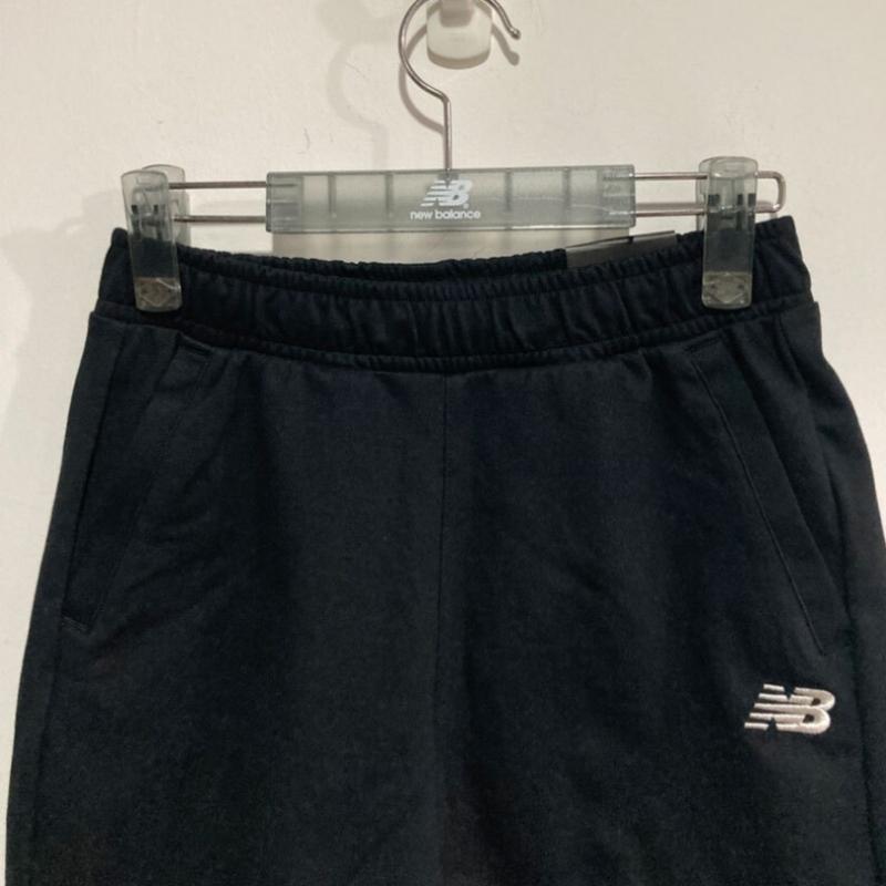 NeW Balance W Essential 4 Part Single Mesh Shorts nbnvf2W422 Black