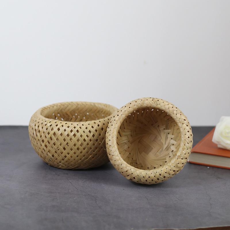 Ručně pletený bambusový vyorávací koš: Kreativní malá košík na mytí zeleniny a pařené buchty, kulaté bambusové síto do kuchyně.