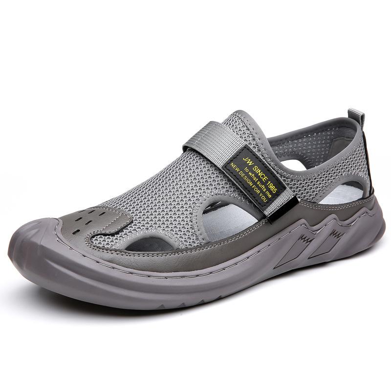 Baotou Sandals Men's Breathable Hole Shoes Soft Sole Soft Surface One Pedal Hollow Casual Shoes Mesh Velcro Shoes Men