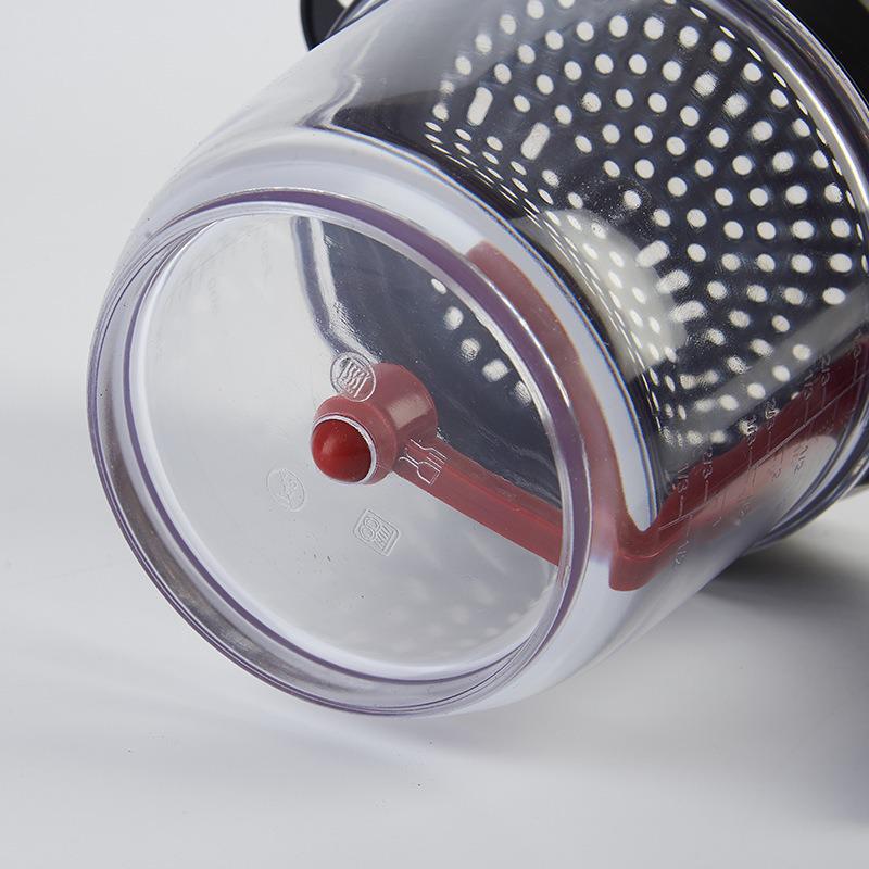 Large Capacity Oil-Water Separator Strainer with Mesh for Kitchen Soup and Residue Filtration