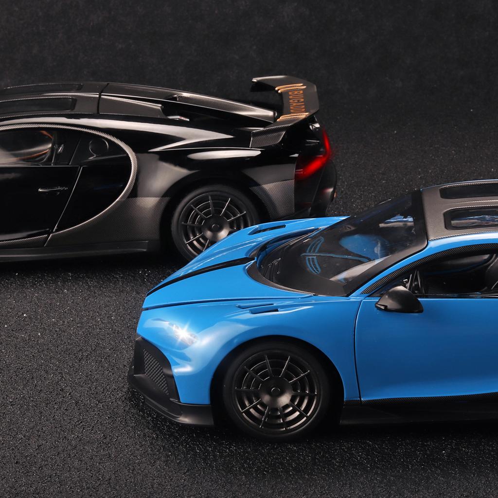 1/18 Skala Bugatti Chiron Legering Støpt Bilmodell Gaver til Kjæresten Lyd & Lys Leker for Barn Gaver Super Sportsbil Miniatyrer