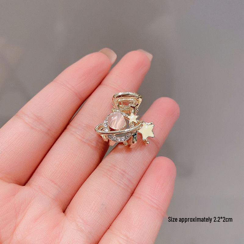 2024 Exquisite Small Claw Hair Clip for Women - Half Up, Side Bang, Fringe Styling