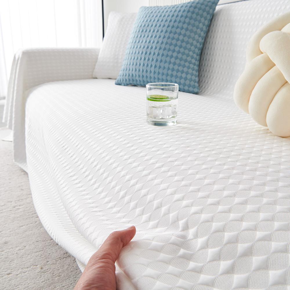 Summer Rhombus Cool Feeling Ice Silk Non-Slip Simple Machine Washable Anti-Scratching One-Piece Sofa Towel Universal Cover Towel