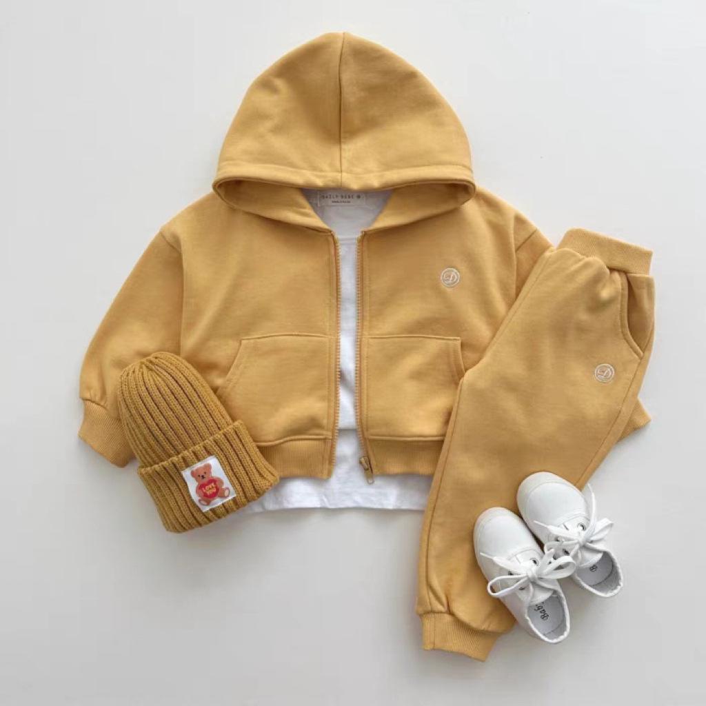 Kids' Autumn Korean Sweater Set: Zipper Cardigan & Hooded Trousers for Boys and Girls.