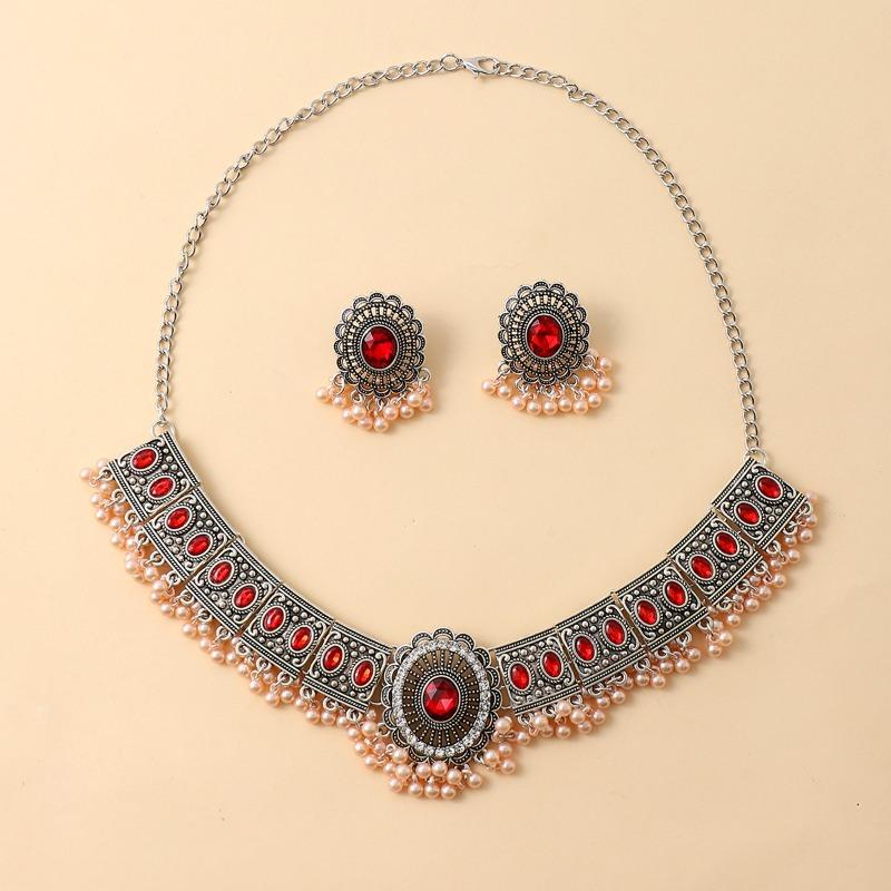 Retro Diamond-encrusted Pearl Tassel Earrings Necklace Set Retro Accessories