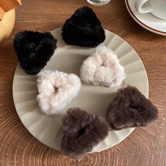 1 Pair Plush Cat Ear Hair Clips Non-Slip Triangle Side Hair Bangs Claw Clamp Decoration Hairpins Winter Women Girls Hair Accessories