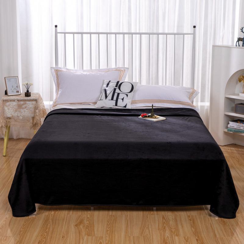 240g Soft, Skin-Friendly Nap Blanket – Portable for Home, Office, or Car