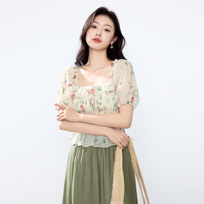 JOY SPEAKER Women's Printed Square Neck Short Sleeve Shirt