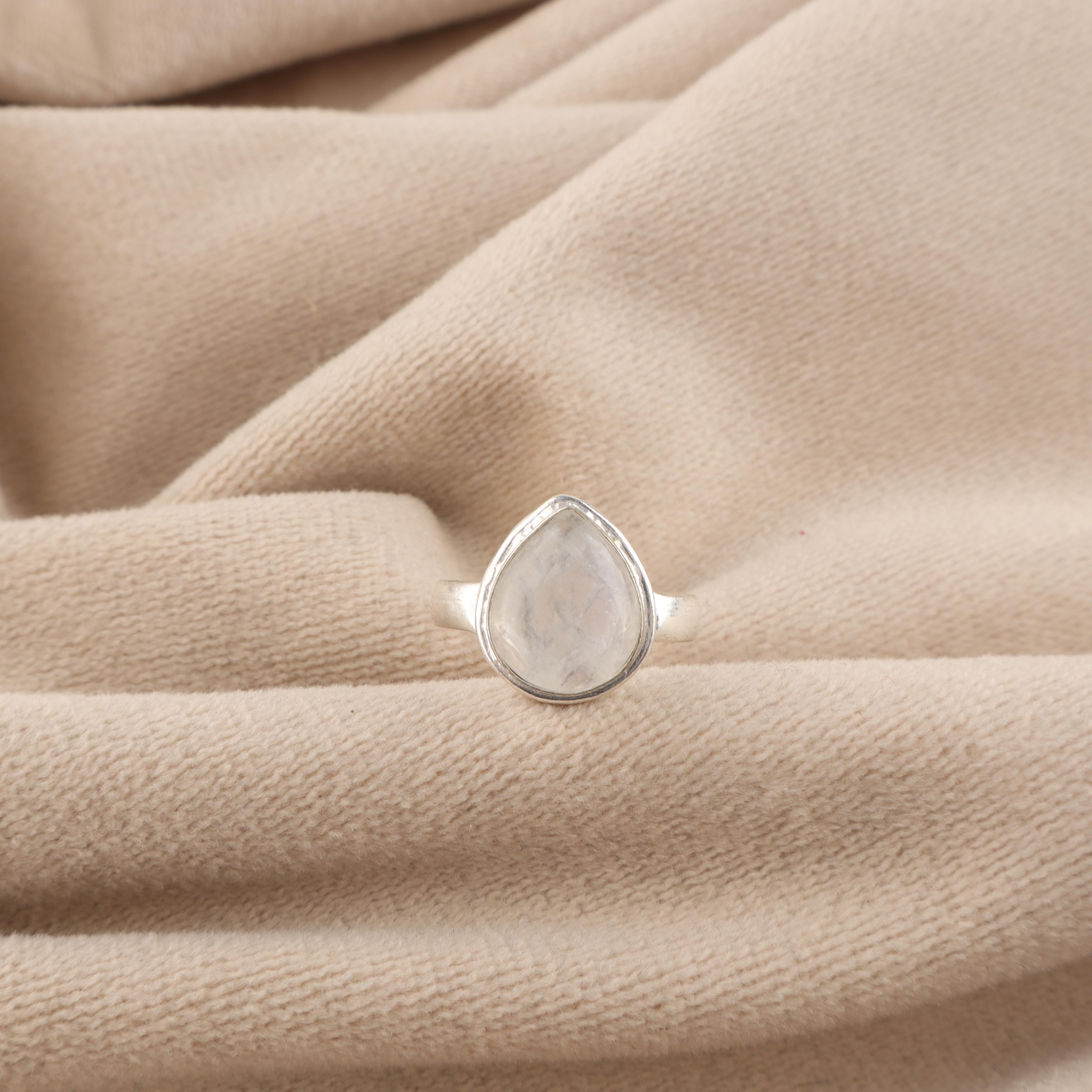 

Natural Rainbow Moonstone Gemstone 925 Sterling Silver Wedding Jewelry Elegant Ring For Her RR-76-26 4