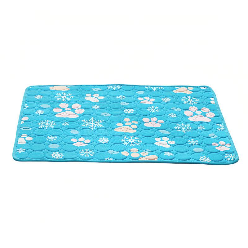 

Summer Dog Cooling Mat Cool Ice Silk Moisture-proof Mattress Cushion Breathable Car Seat Sleeping Pad For Small Animal 5 Sizes S 50X40CM