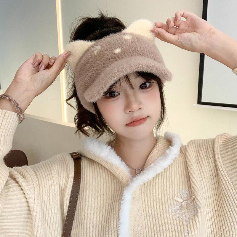 Korean Version of Autumn and Winter New Hat for Women Cute Cat Knitted Wool Hat Small Fresh Winter Warm Duck Tongue Cap