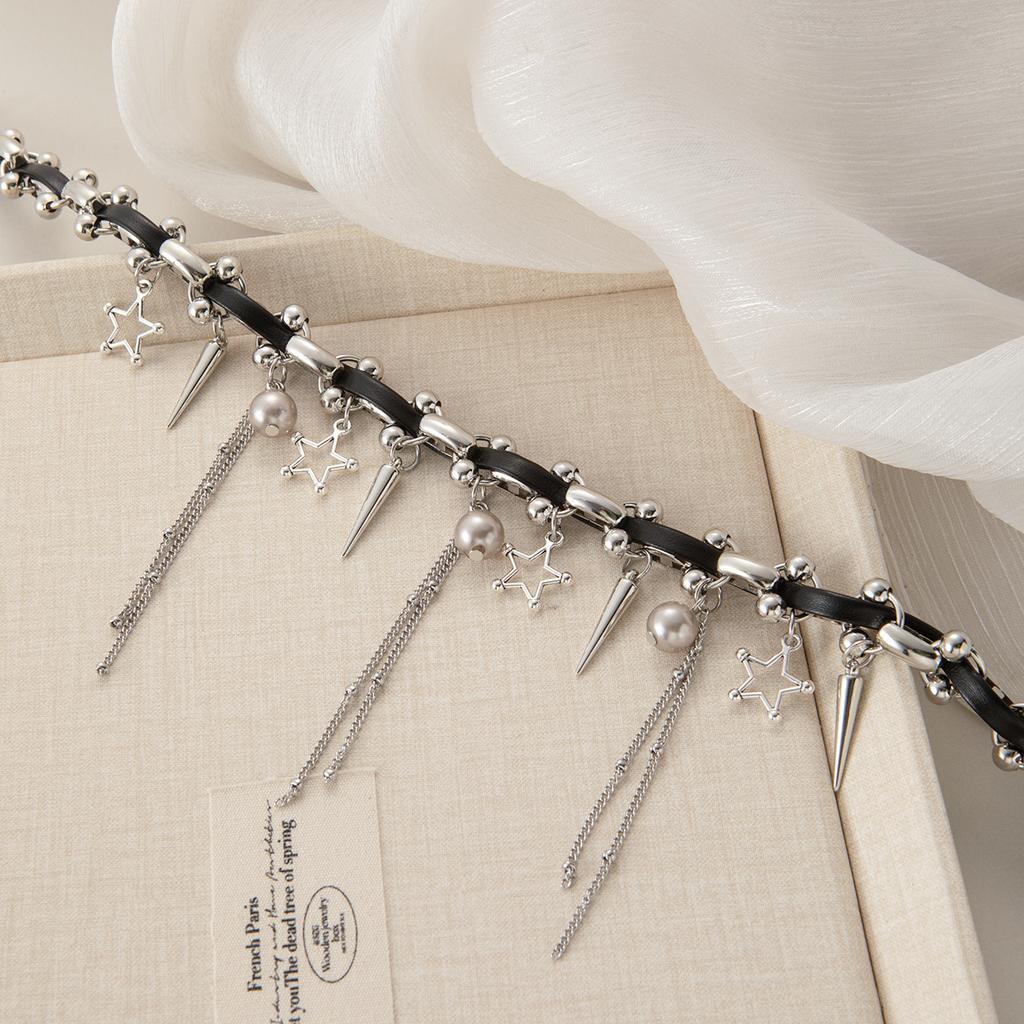 Sweet And Cool Tassel Rivet Beaded Splicing Collar Female Star Leather Tassel Necklace Niche Personality High-End Necklace