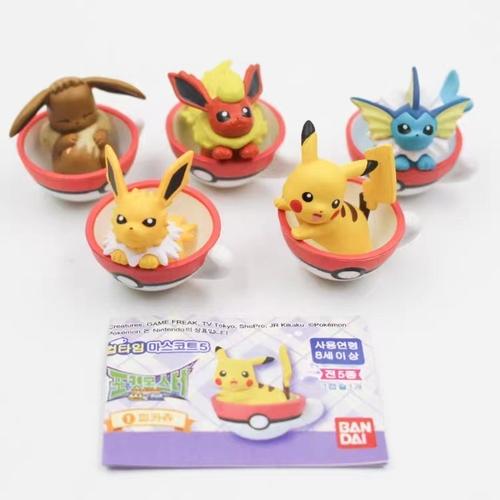 Japanese Gashapon Capsule Toy Pokemon Pikachu in a Teacup Action Figures Pikachu Eevee Poké Ball Model Toys Desktop Decorations