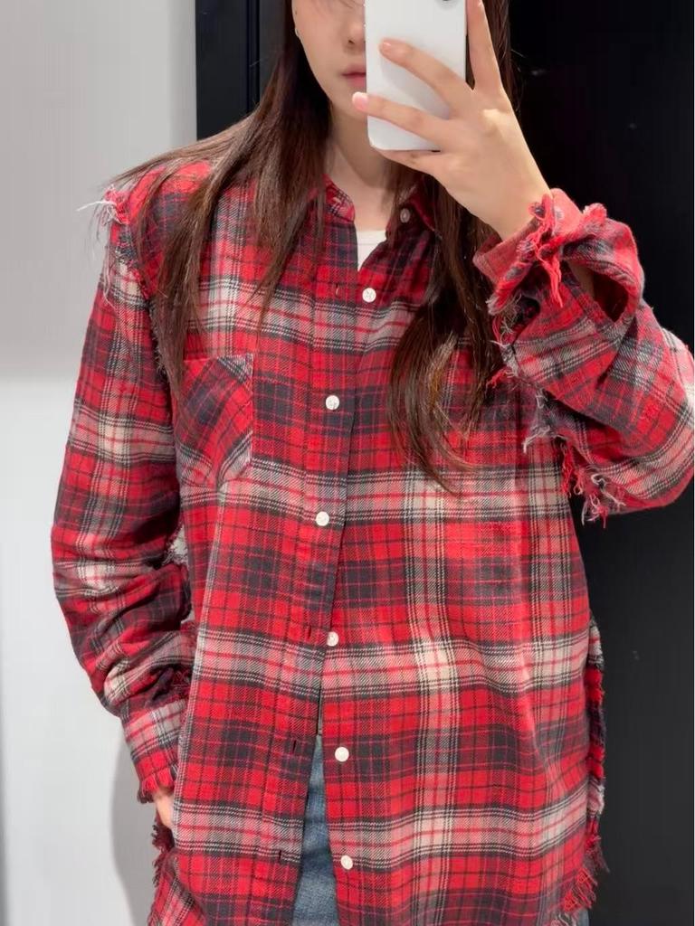 Chemise pour femme à carreaux rouge et noir, coupe ample et décontractée avec ourlet brut effiloché, série Nanyou 13 de Shenzhen - Style Printemps 2026
