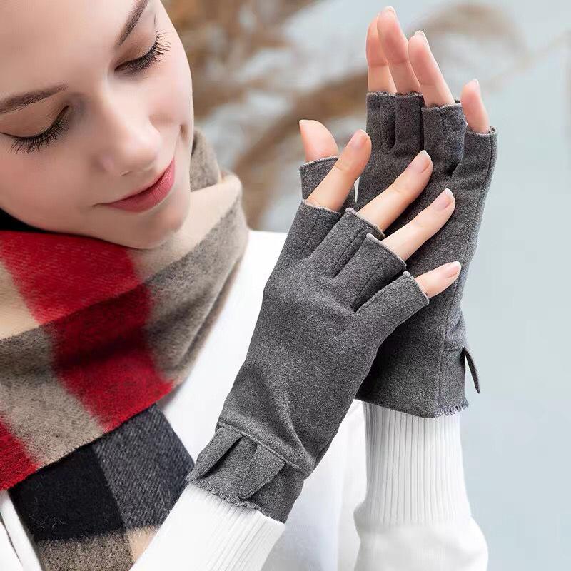 

Half-finger gloves autumn and winter one size fits all сірий колір