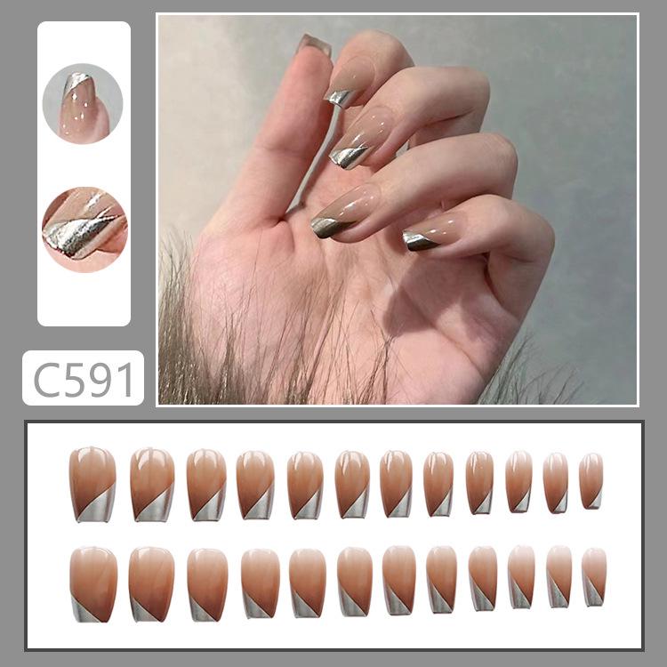 

Французские накладные ногти с косым краем, носимые, с градиентом, серебристые - Короткие отбеливающие накладные ногти C591-Graceful [Glue Version]