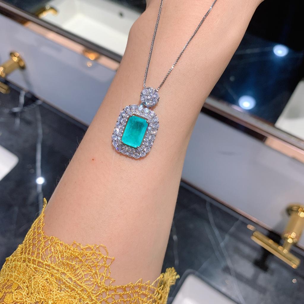 Schmuck Damen Halskette eingelegt mit Imitations-Paraiba Hauptstein 8 * 12 Rechteckiger Rechteckiger Ring Anhänger Damen