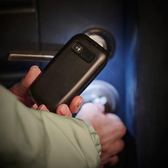 Panasonic KX-TU550EXB Téléphone Portable à Clapet, Appareil Photo 1,2MP, Grand Écran 2,8", Autonomie Veille 300h, Noir