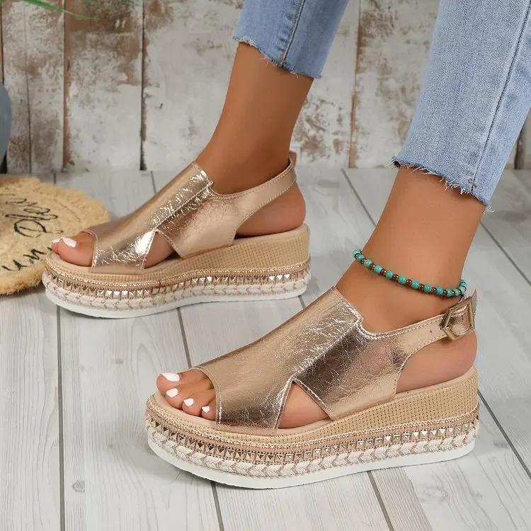 Fretwork Heels House Slippers Platform Gold Sandals Shoes Woman 2024 Luxury Slides Low Rivet Designer Soft Fabric Rome PU Rubber