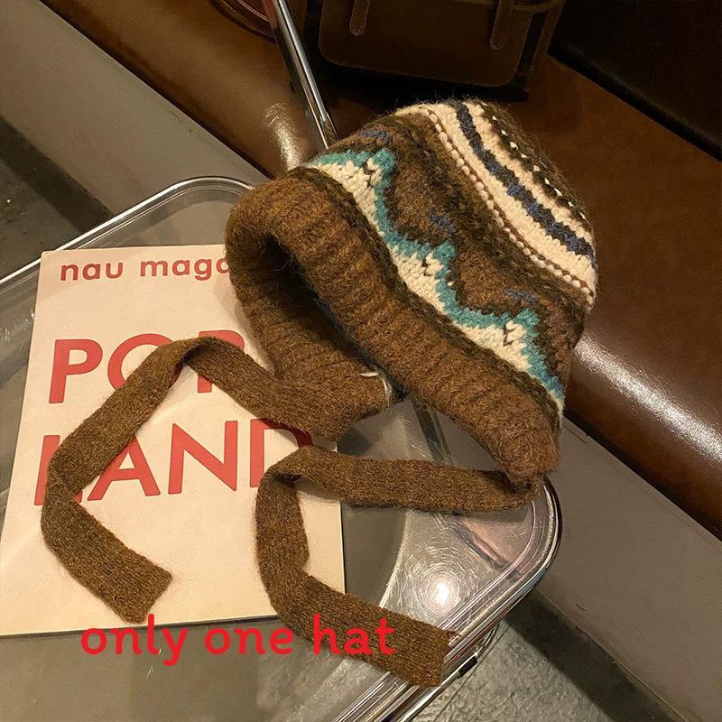 Winter Knit Hat For Women With Wide Brim And Breathable Polyester Material коричневый