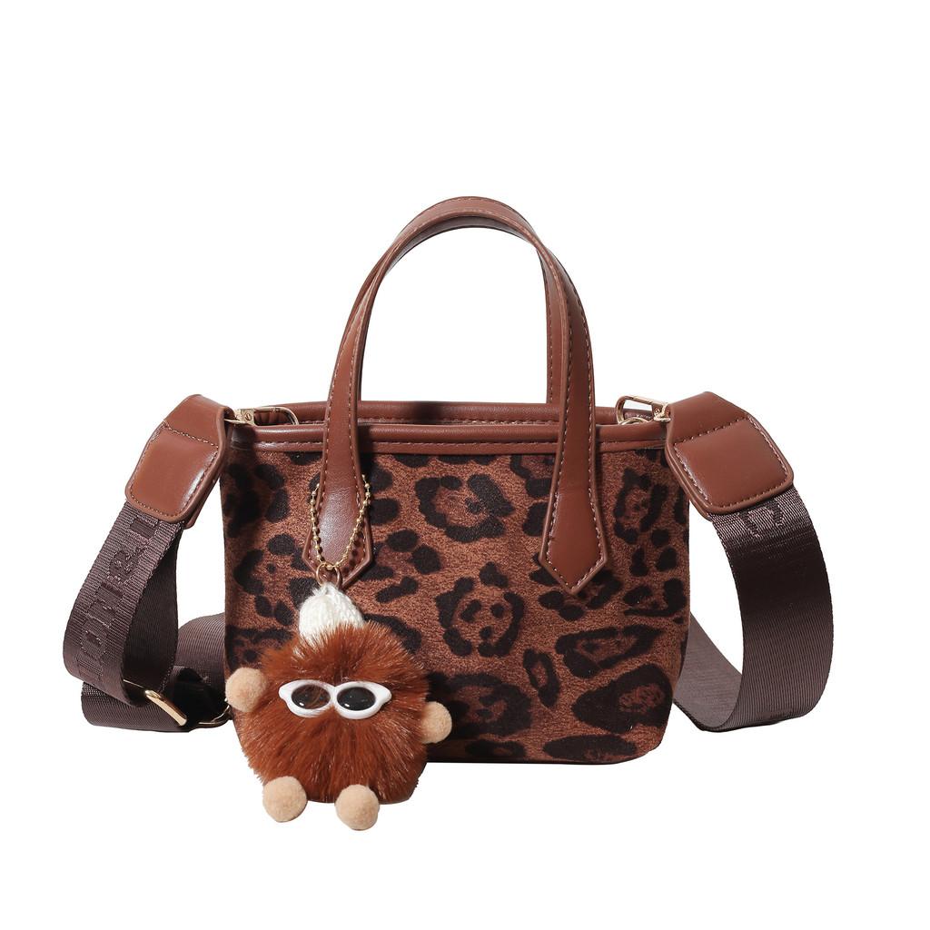 Stylish Retro Plaid Crossbody Bag For Kids Lightweight Fashionable And Practical Design леопардовый