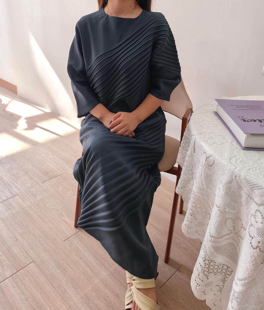 Original Design High-End Pleated Plus Size Loose Casual Dress - Light Luxury, New Spring Arrival