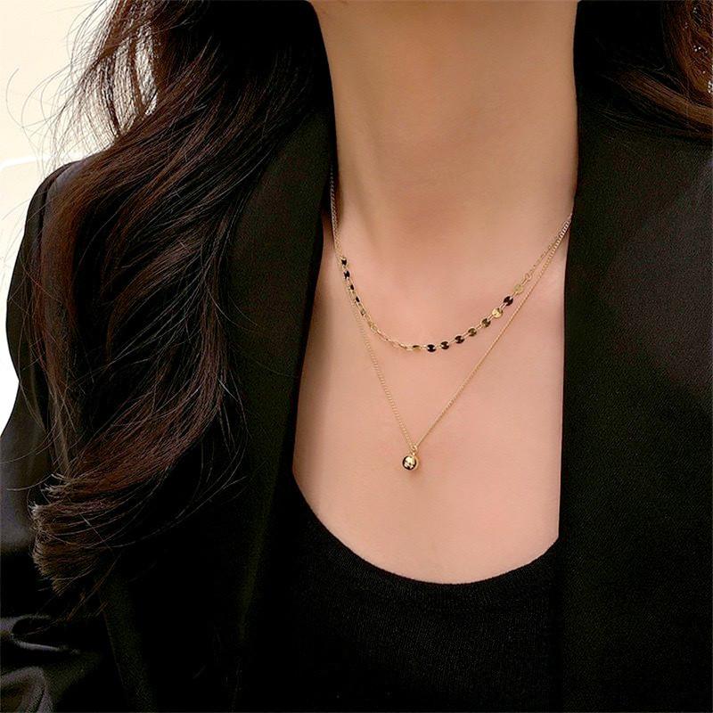 Korean version ins niche light luxury temperament collarbone chain accessories women, simple and versatile double-layer sequined ball pendant necklace