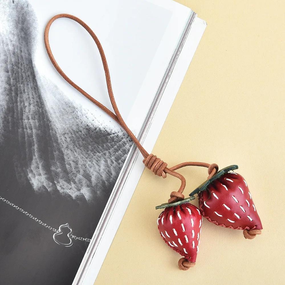 

Cute Fruit Pomegranate Pendant Strawberry Hanger Pu Leather Keychain Fashion Creative Bag Pendant Bag Ornament