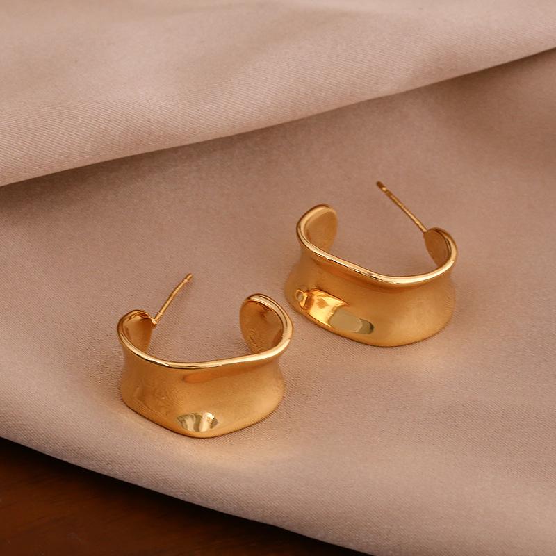 S Sterling Silver Needle Wide Face Earrings Women s Irregular Metal Circle Stud Earrings Japanese Popular Earrings