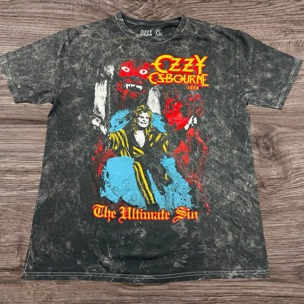 Ozzy Osbourne The Ultimate Sin / Retro Graphic Adult Size Large Unisex T-Shirt