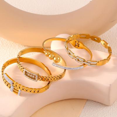 New Full Diamond Titanium Steel Bracelet Temperament Fashionable Versatile Niche Hollow Chain Design Bracelet