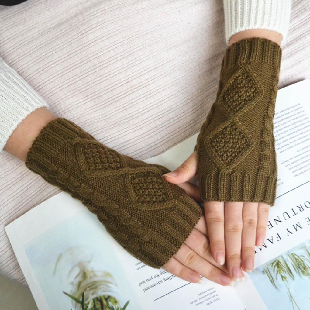 Knit Wide Applications For Fingerless Gloves Stay Warm And Stylish In Any Season Good Elasticity