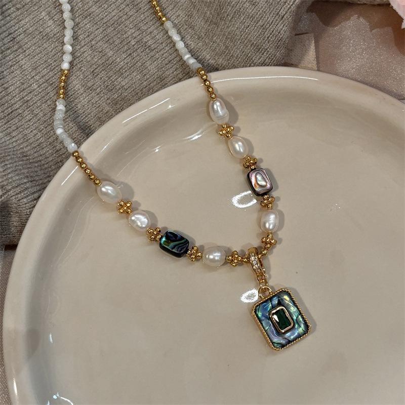 Freshwater Pearl Necklace, Natural Abalone Shell Pendant Choker, Luxurious and Exclusive High-end Neck Chain