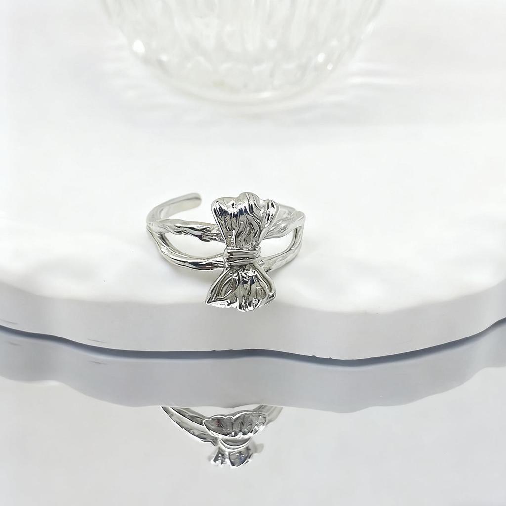 Korean Bow Knot Ring: Versatile Metal Style for Women