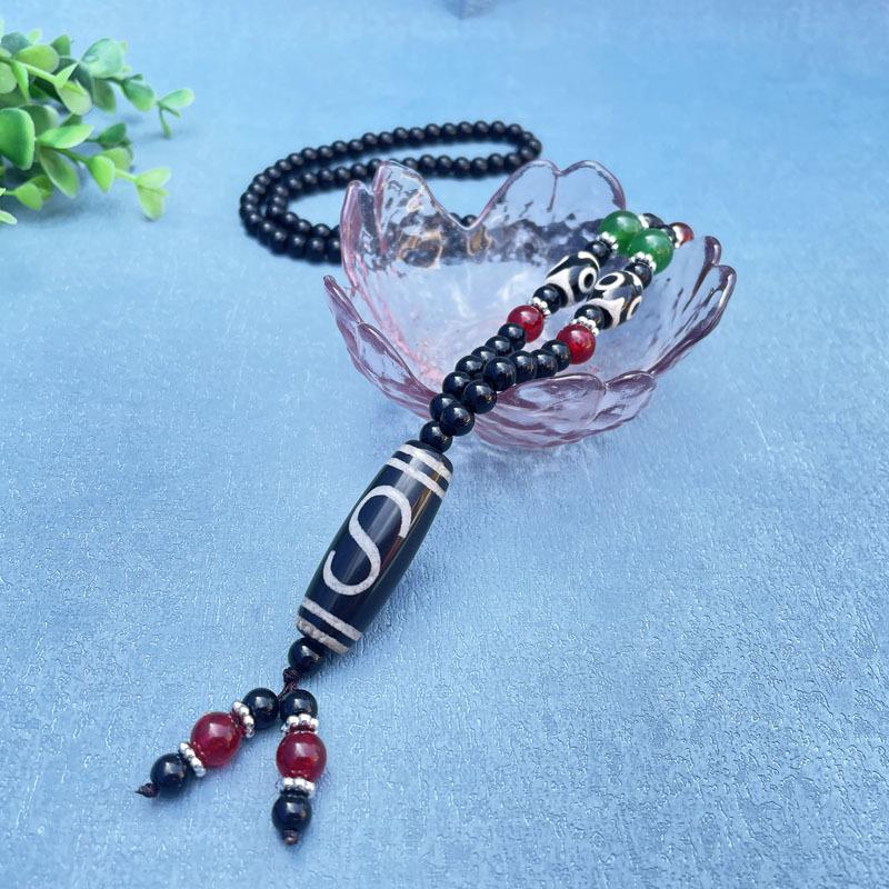 A Dzi Bead Pendant Sweater Chain for Men and Women Long Necklace Fashionable Ethnic Style