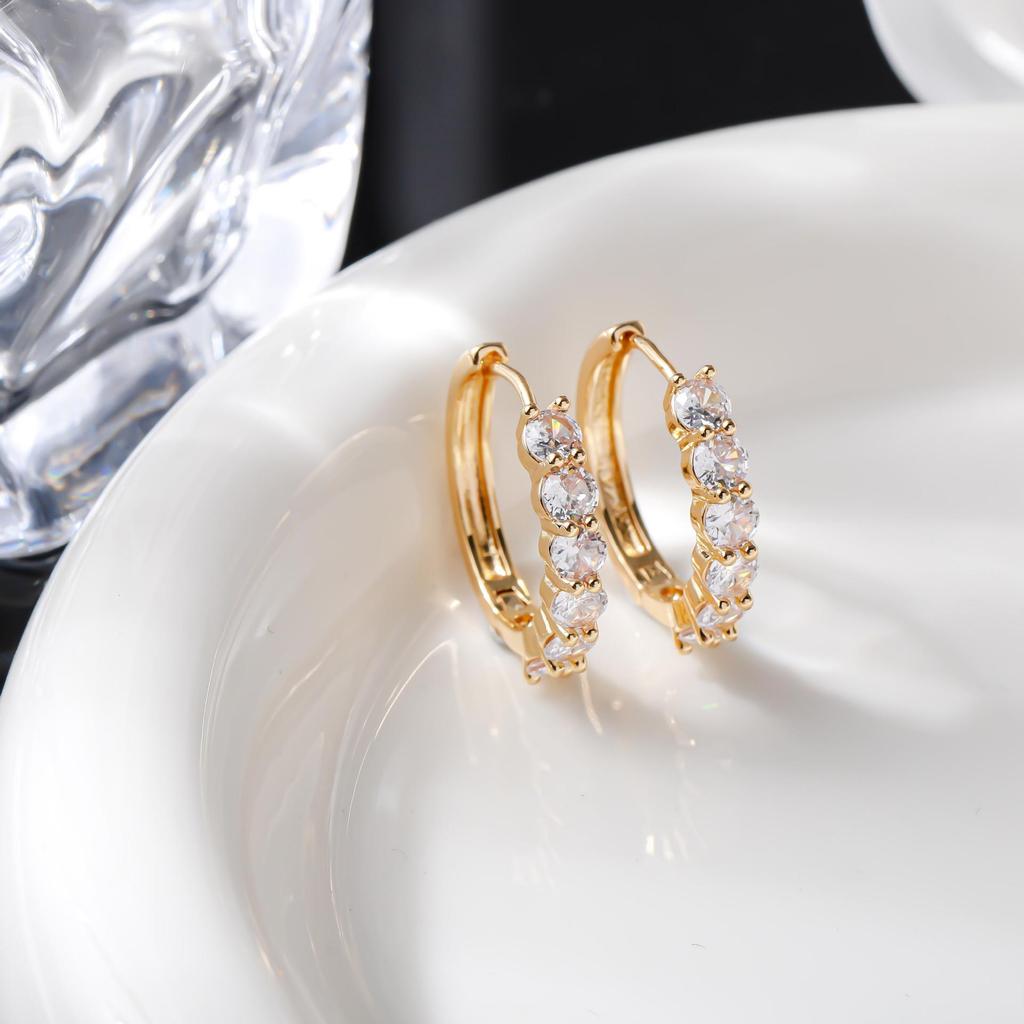 Elegant Geometric Zircon Earrings: Imitation Moissanite with Diamond Hole Design