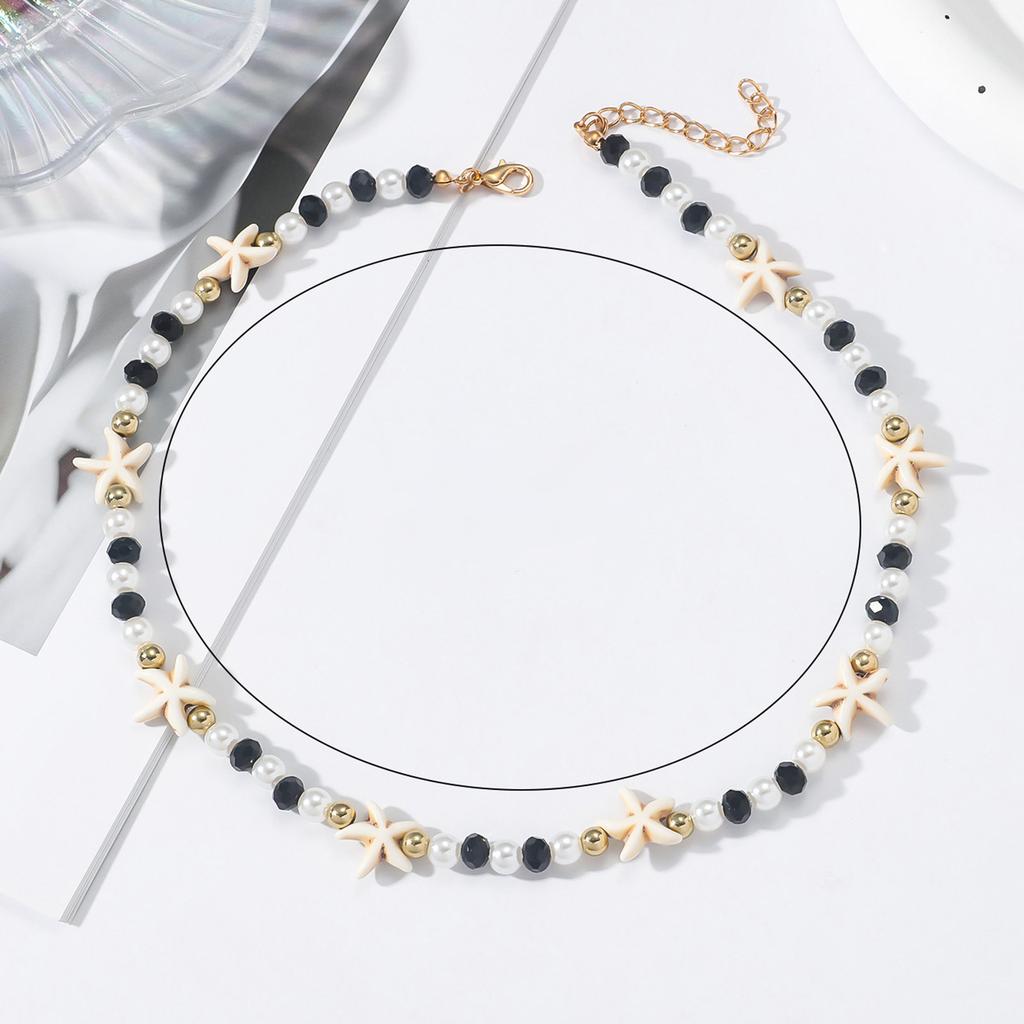 Beach Vacation Jewelry Delicate Ocean Beads Necklace Comfortable Neck Jewelry Suitable for a Marine Inspired Outfit