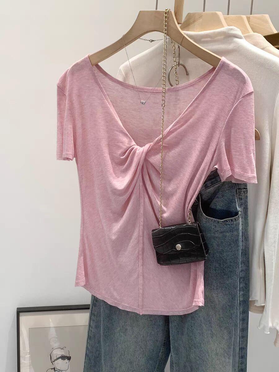 

Summer blouse short-sleeved T-shirt women s Korean inner fit breathable twist V-neck design slim-fitting chic niche top S [recommended within 50kg ] розовый