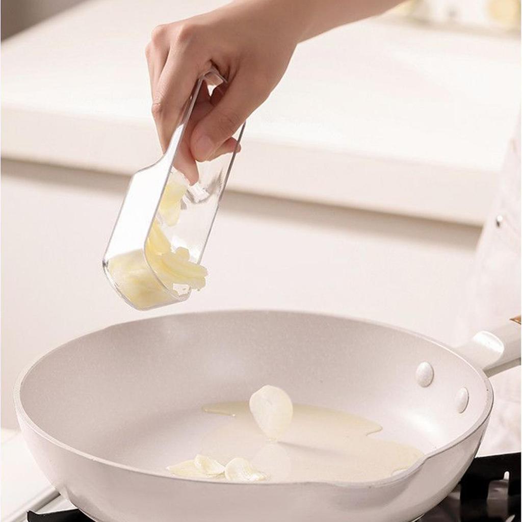 Garlic Grinder Stainless Steel Blade Veggie Shredder Non-slip Crusher Onion Food Fruit Carrot Slicer Multi-function Kitchen Tool