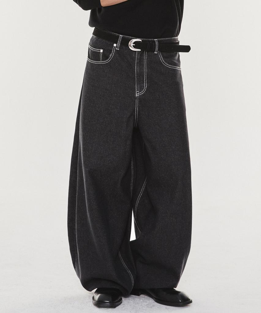 Gicheol Light Cotton Balloon Fit Denim Pants (Black)