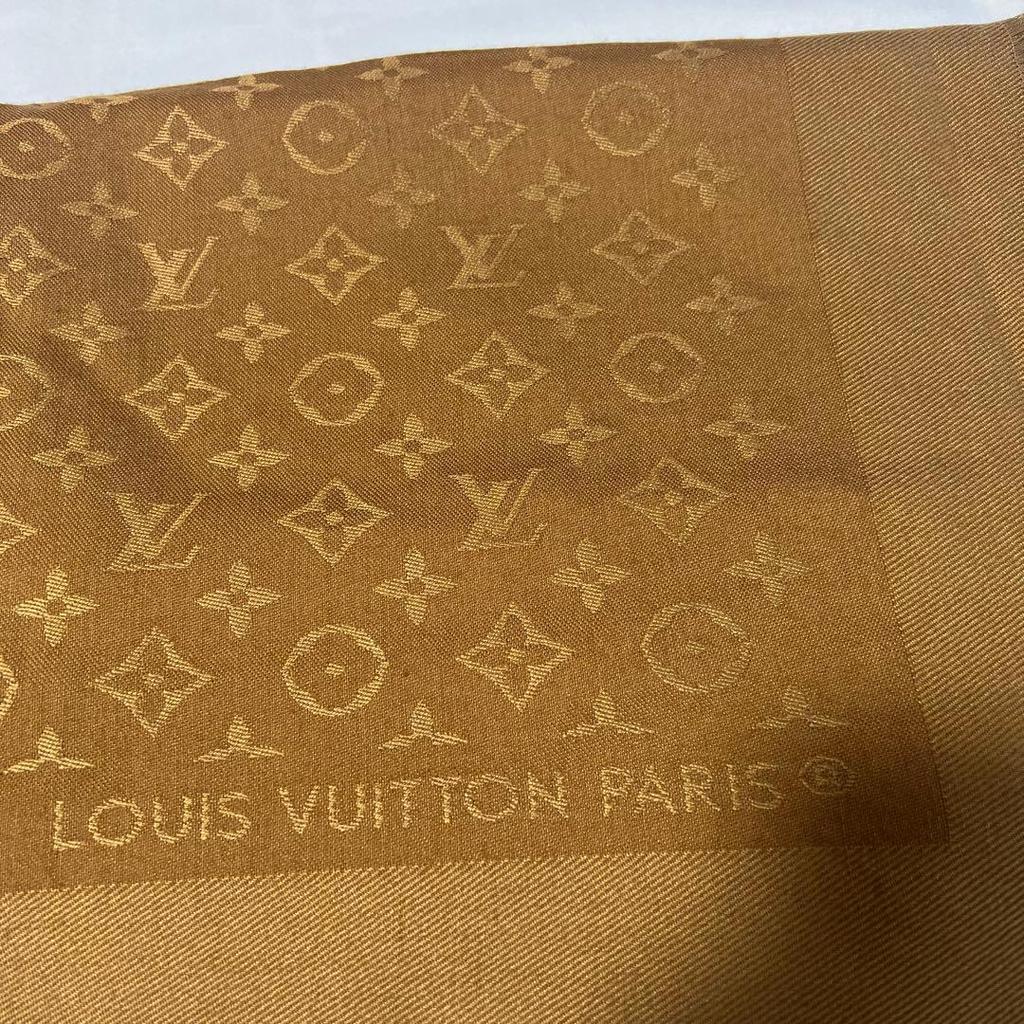 Used Louis Vuitton Large Stole