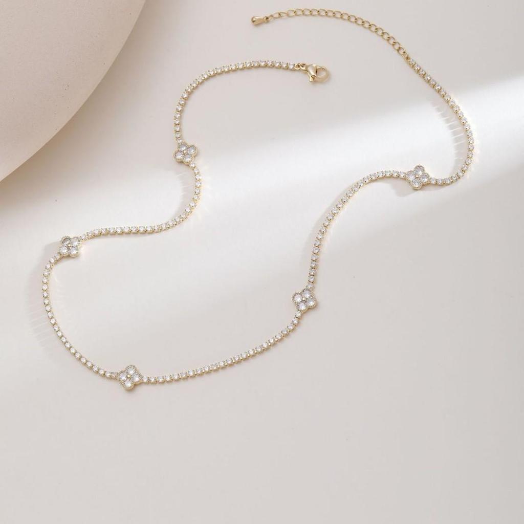 Collana da Donna Quadrifoglio in Zircone - Elegante e Stilosa Catena Clavicolare
