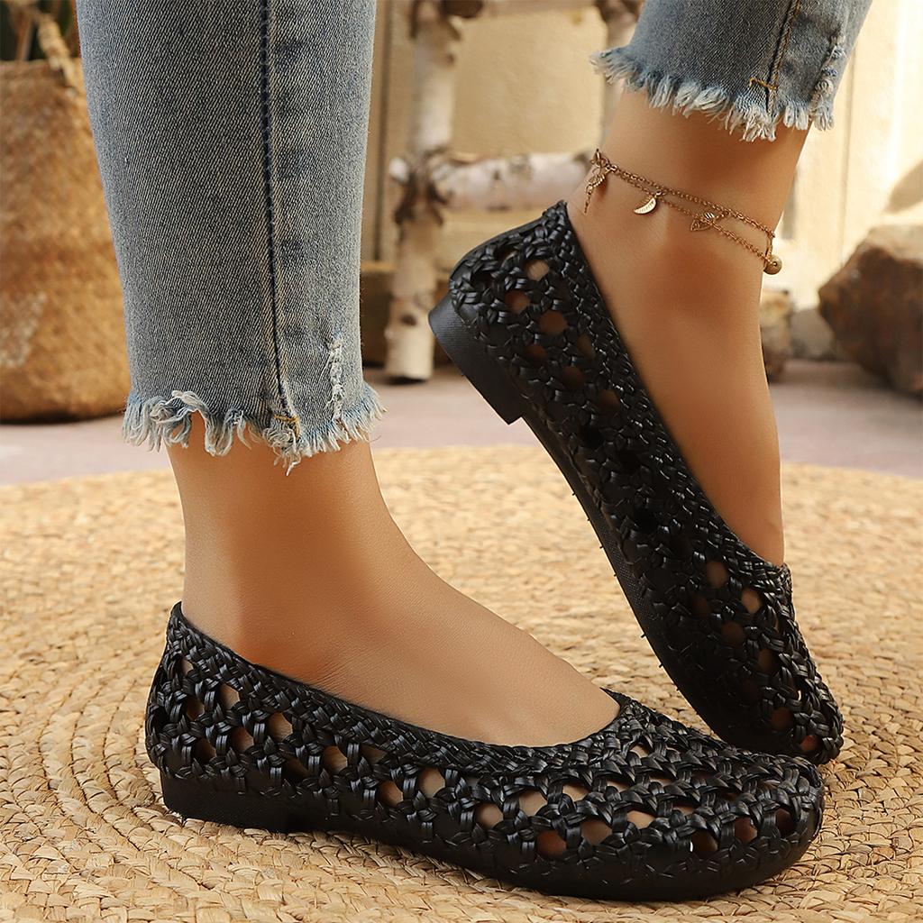 Women’s Closed Toe Hollow Out Slip On Casual Flats Lightweight Breathable Summer Sandals for Outdoor and Indoor Use