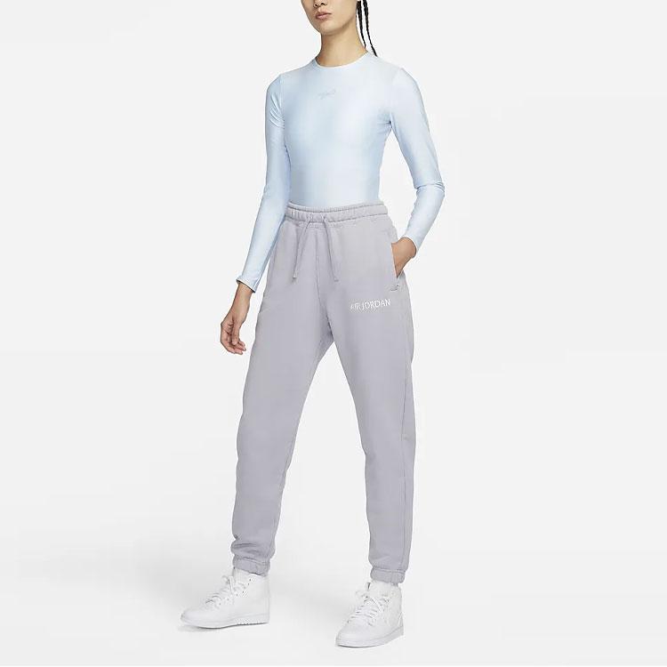 Однотонные джоггеры с вышитыми буквами Jordan и женскими плавками на шнурке — фото 4